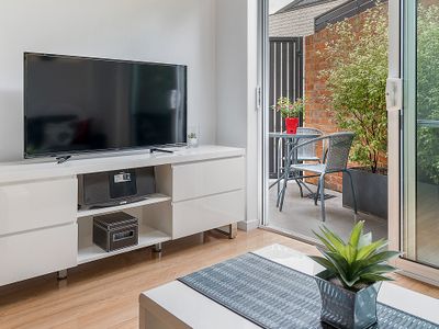 Hobart Cityscape’s beautiful inner-city apartment