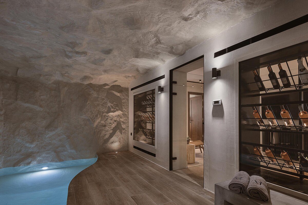 City Moments Villa I Free* Indoor Heated pool gallery image 3