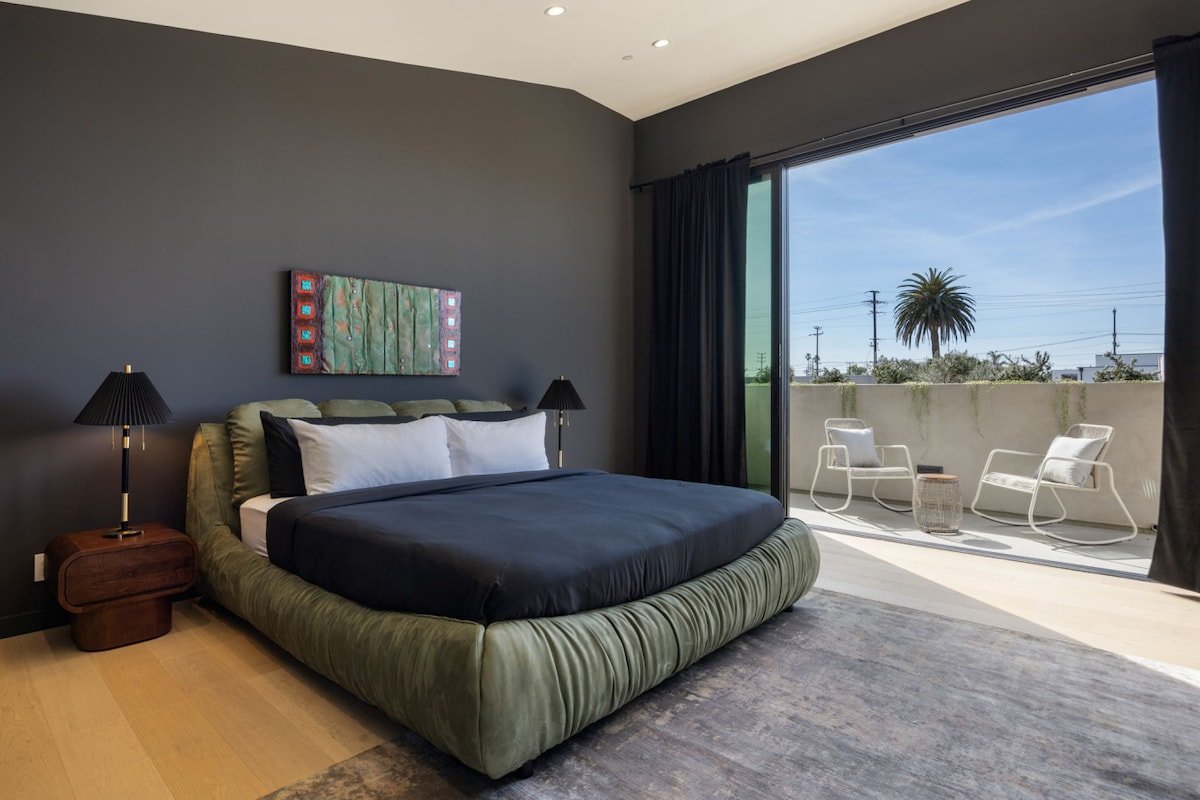 The Bella Villa 2 – luxury design gallery image 2