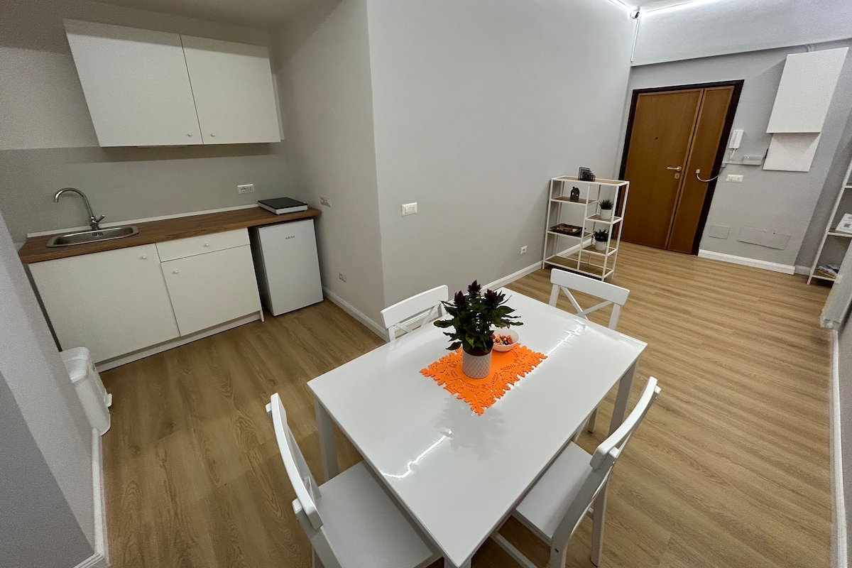 Casa vacanza a Napoli – Vomero. trifamiliare gallery image 4