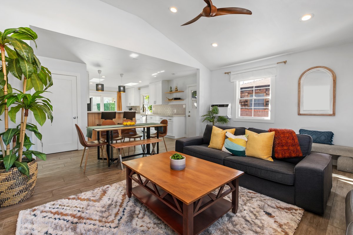 Epic 3 BR House in Mission Bay | Huge Backyard!