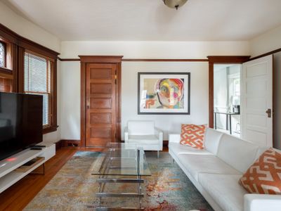 Historic 4BR • Sleeps 10 • Prime Location