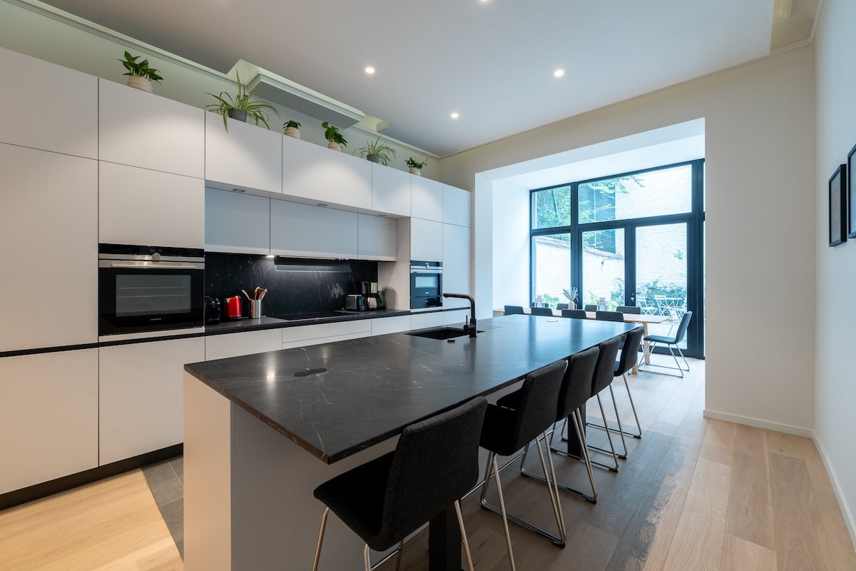 Top Location Brussels Luxury: En-Suite BR for 10 gallery image 2