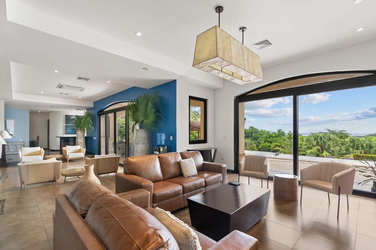 Luxury 8BR Oceanview Villa with Chef & Concierge gallery image 5