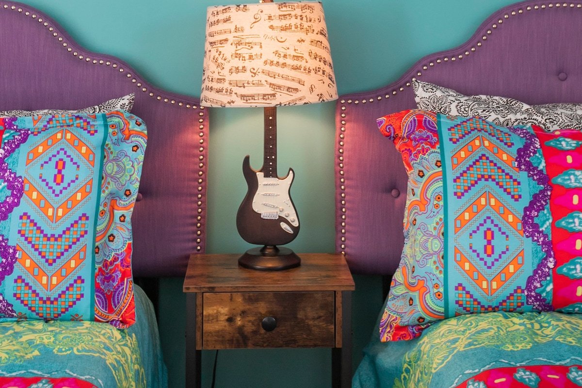 WALK DOWNTOWN•Music Row Bachelorette•Game Room• gallery image 4