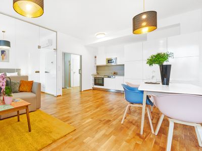 Two Bedroom Old Town Apartment with a terrace nr.3