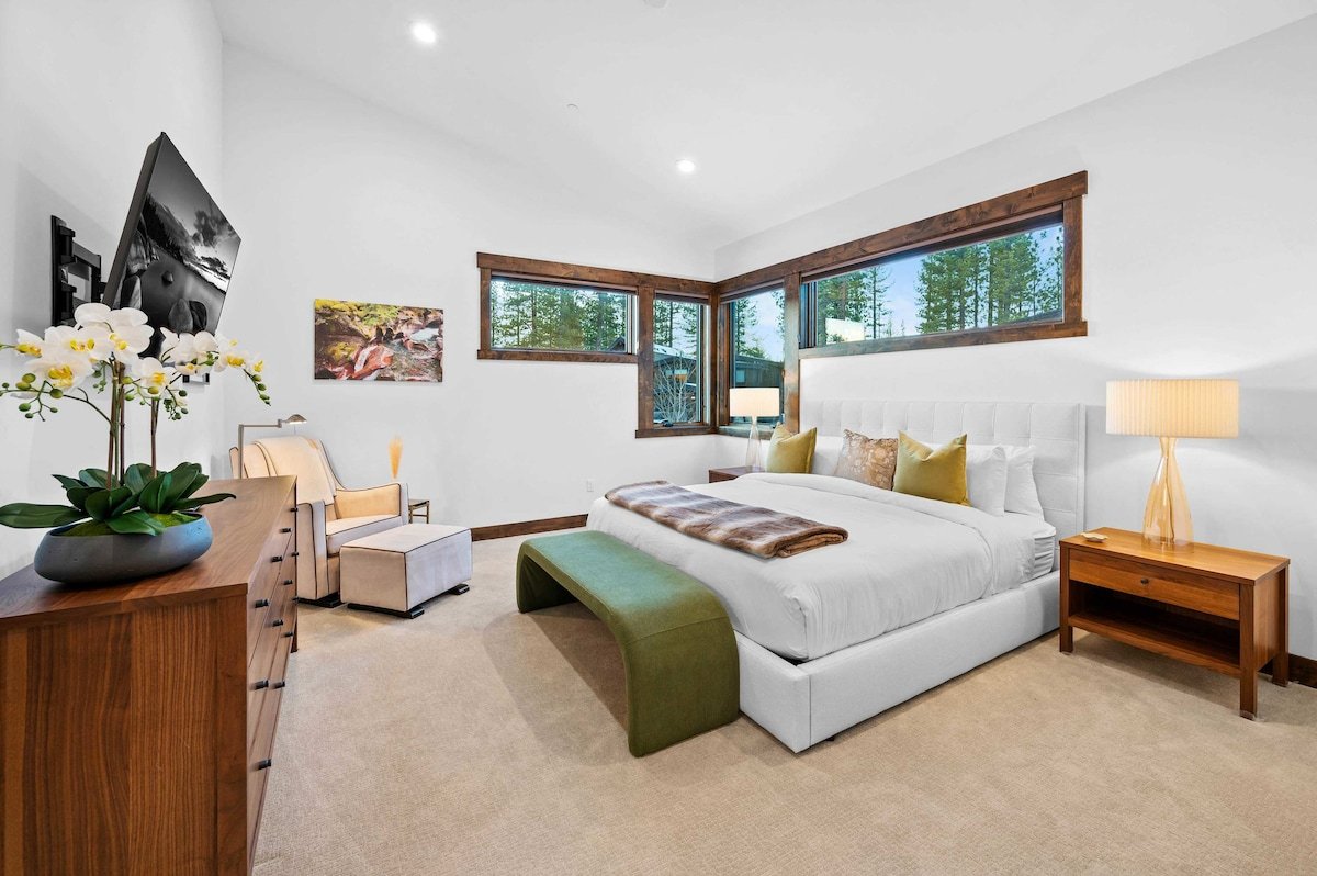 Luxurious Truckee/Schaffer’s Mill Rental gallery image 5