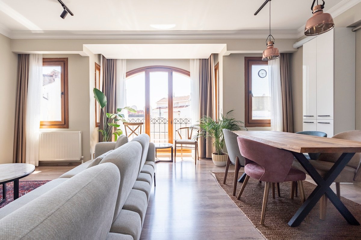 2+2 Central Duplex Apartment in Cihangir gallery image 4