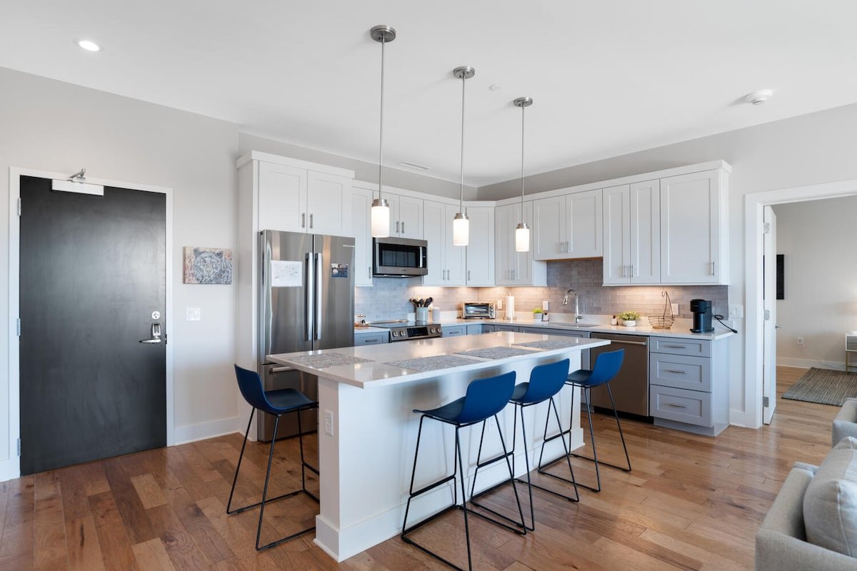 Modern South Slope Condo EV Charger 2 Parkng Spots gallery image 5