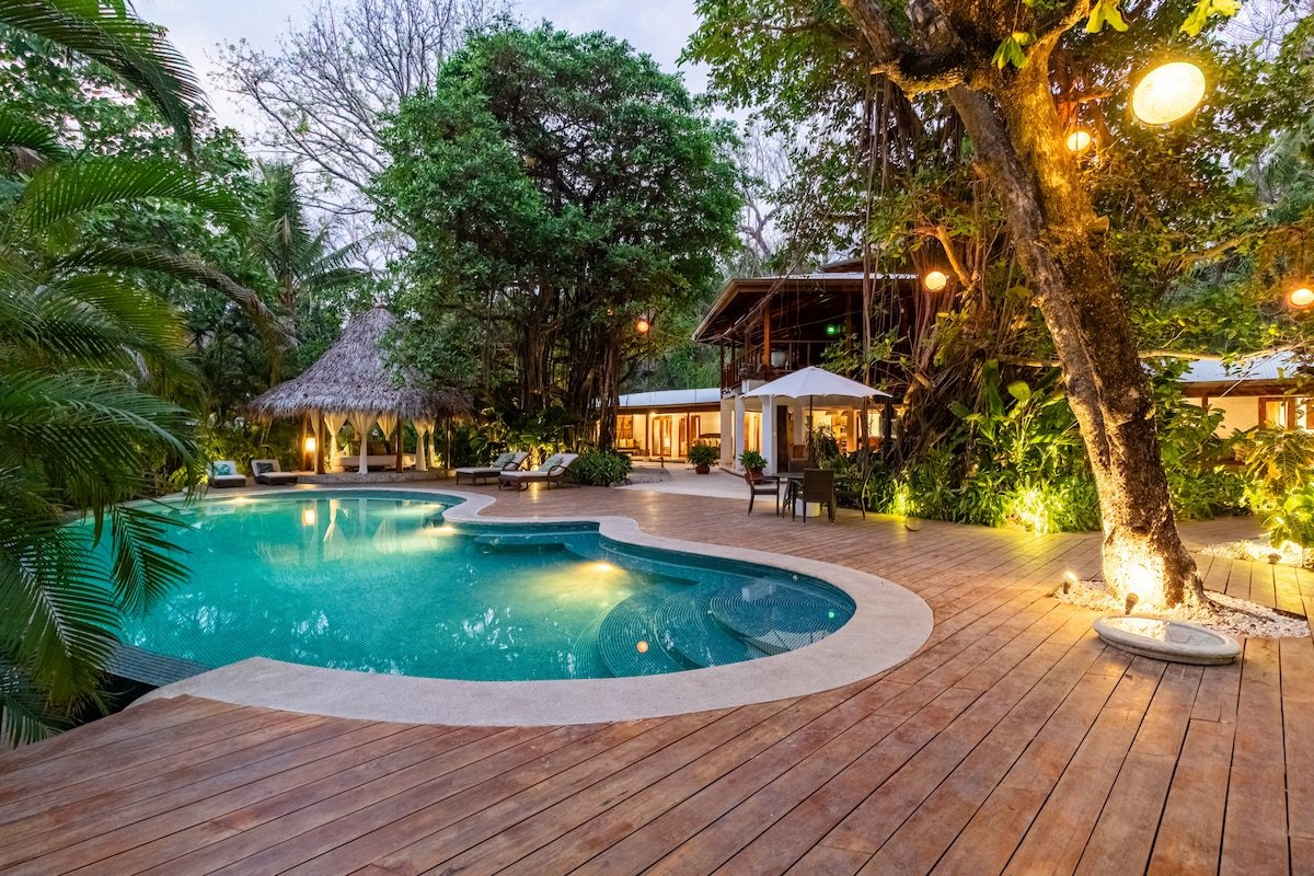 Casa Capitan, luxury barefoot in Santa Teresa gallery image 4