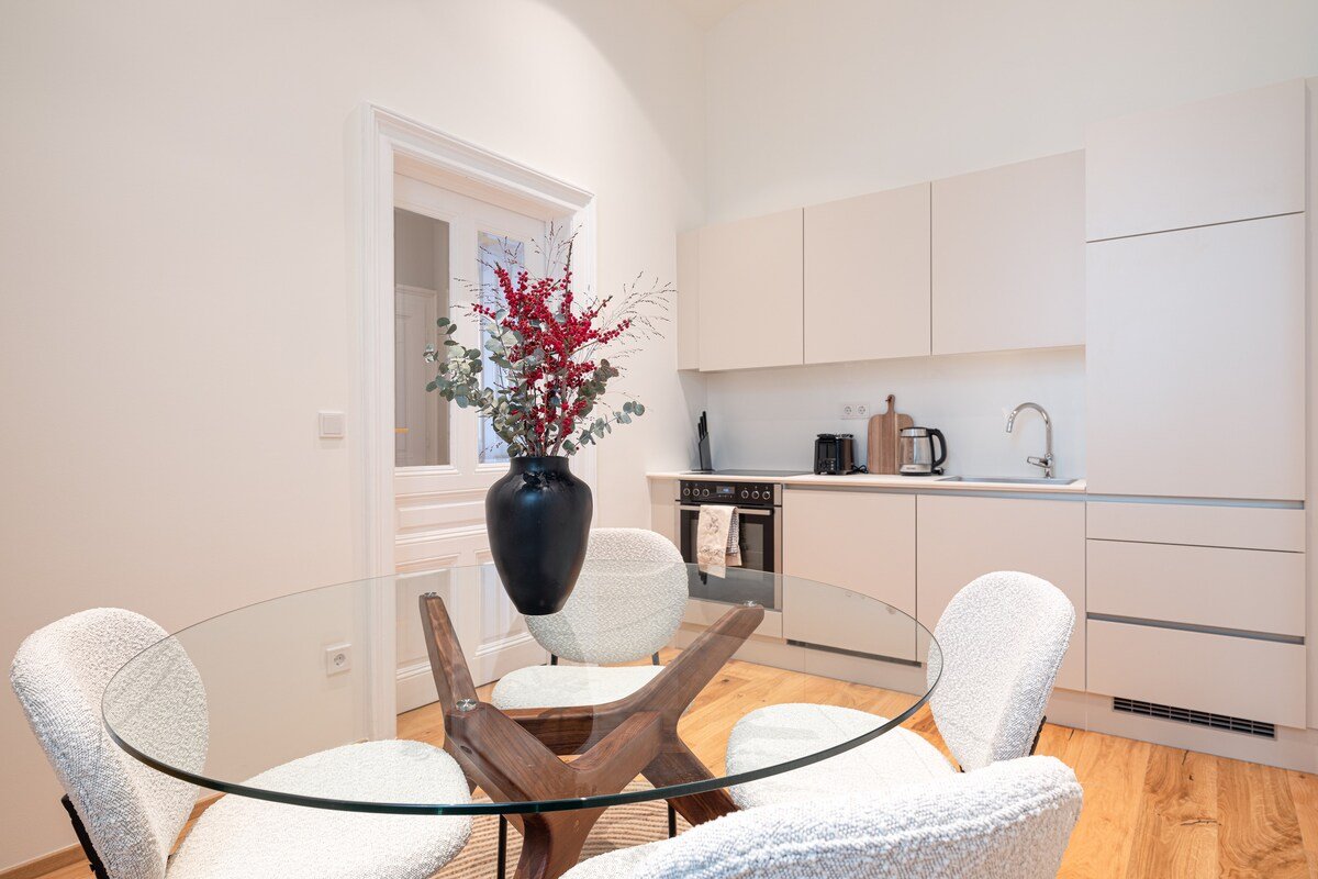 Premium, modern 2BR city Apt. gallery image 5