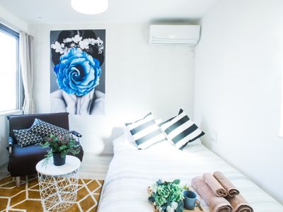 Nearest sta 3 mins /JR 9 min to shinjuku/Two rooms