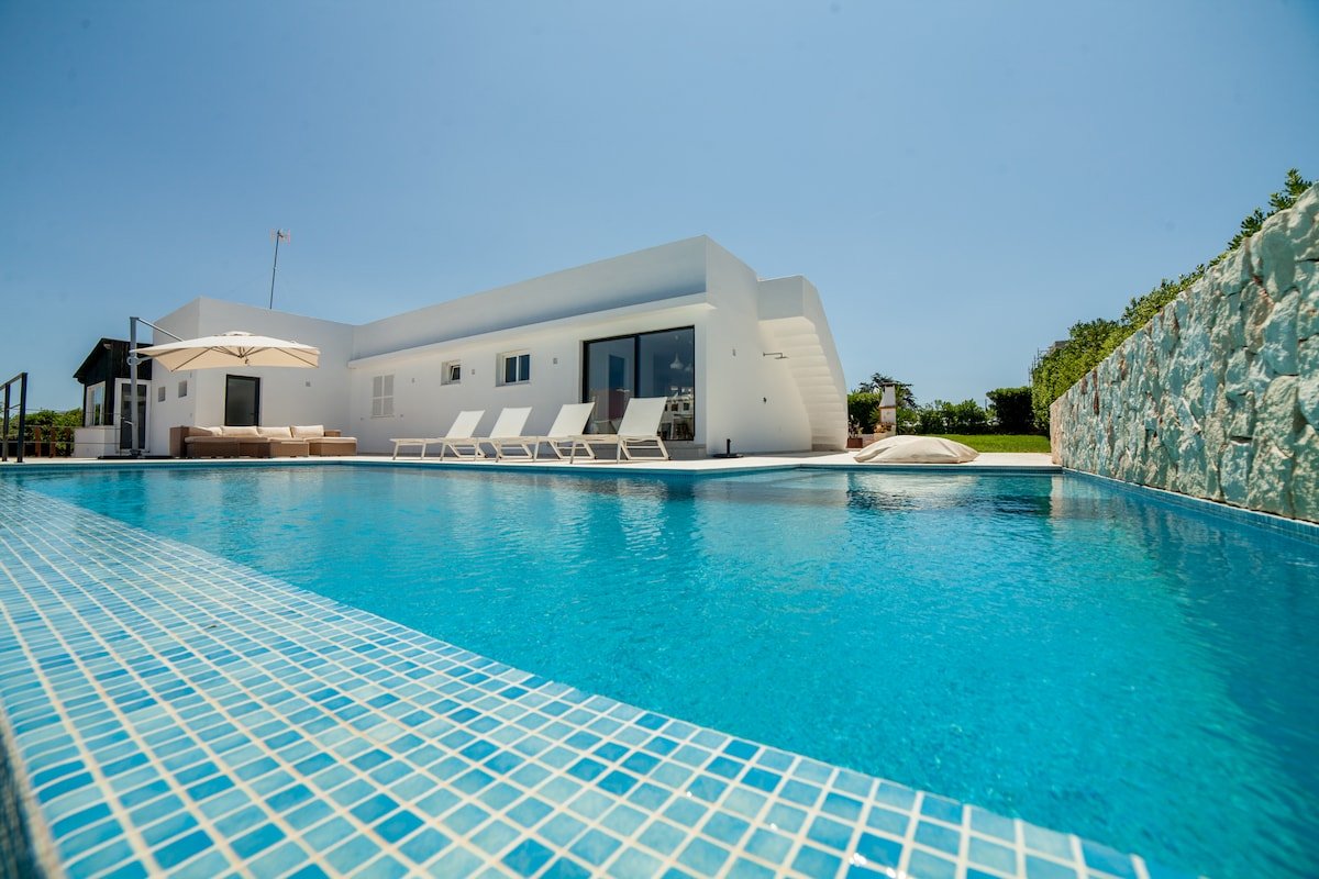 Villa de lujo con acceso privado a la playa. gallery image 3