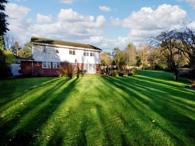 Escape to Hidden London Paradise