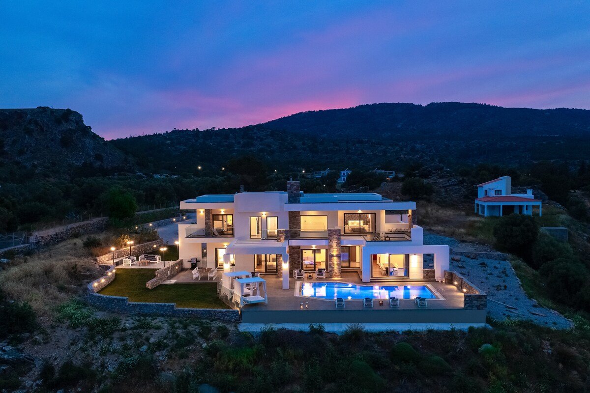 Alindo Villa I in Lindos with heated swimming pool gallery image 3