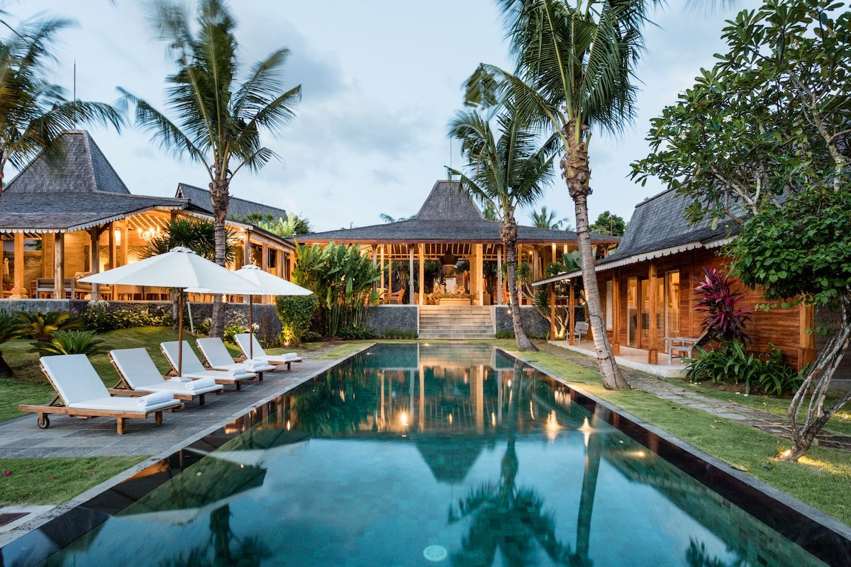 LUXE Villa near Seminyak • Rice Fields View gallery image 4