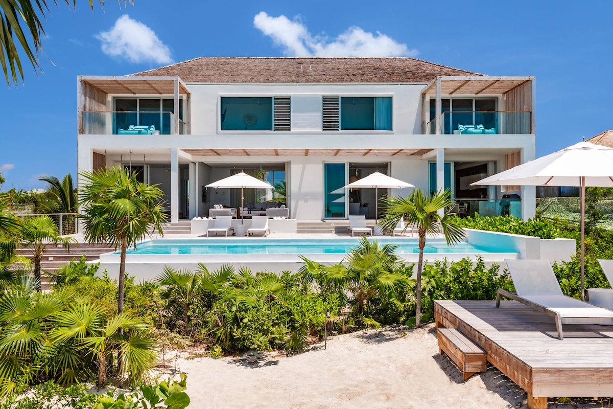 Beach Enclave Long Bay Villa 8 – 7 BR Beachfront gallery image 5