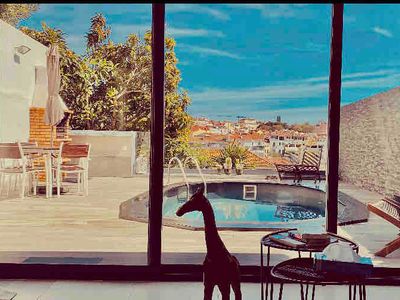 The Pool House – Relax & Swim with stunning view