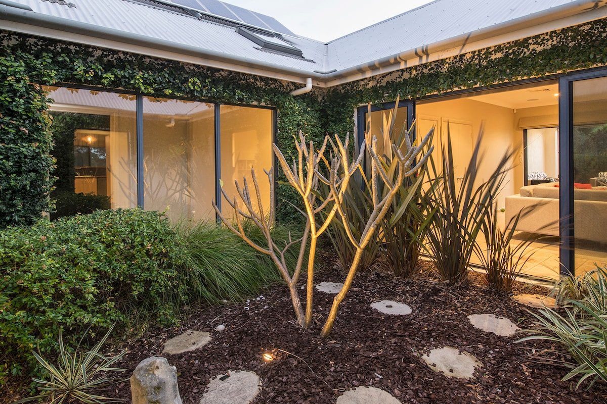 Bay Views, Eagle Bay gallery image 4