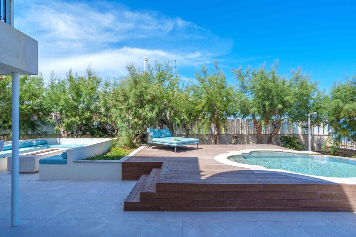 Beach Nest Villa gallery image 4