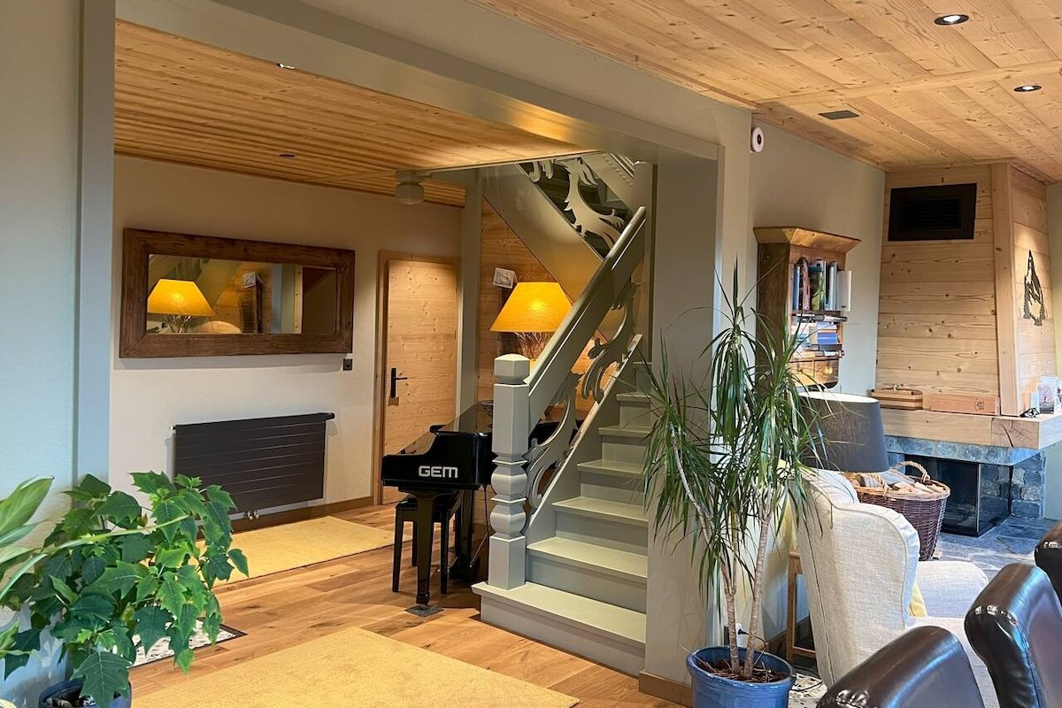 Stunning Entire Chalet in the Swiss Alps gallery image 5