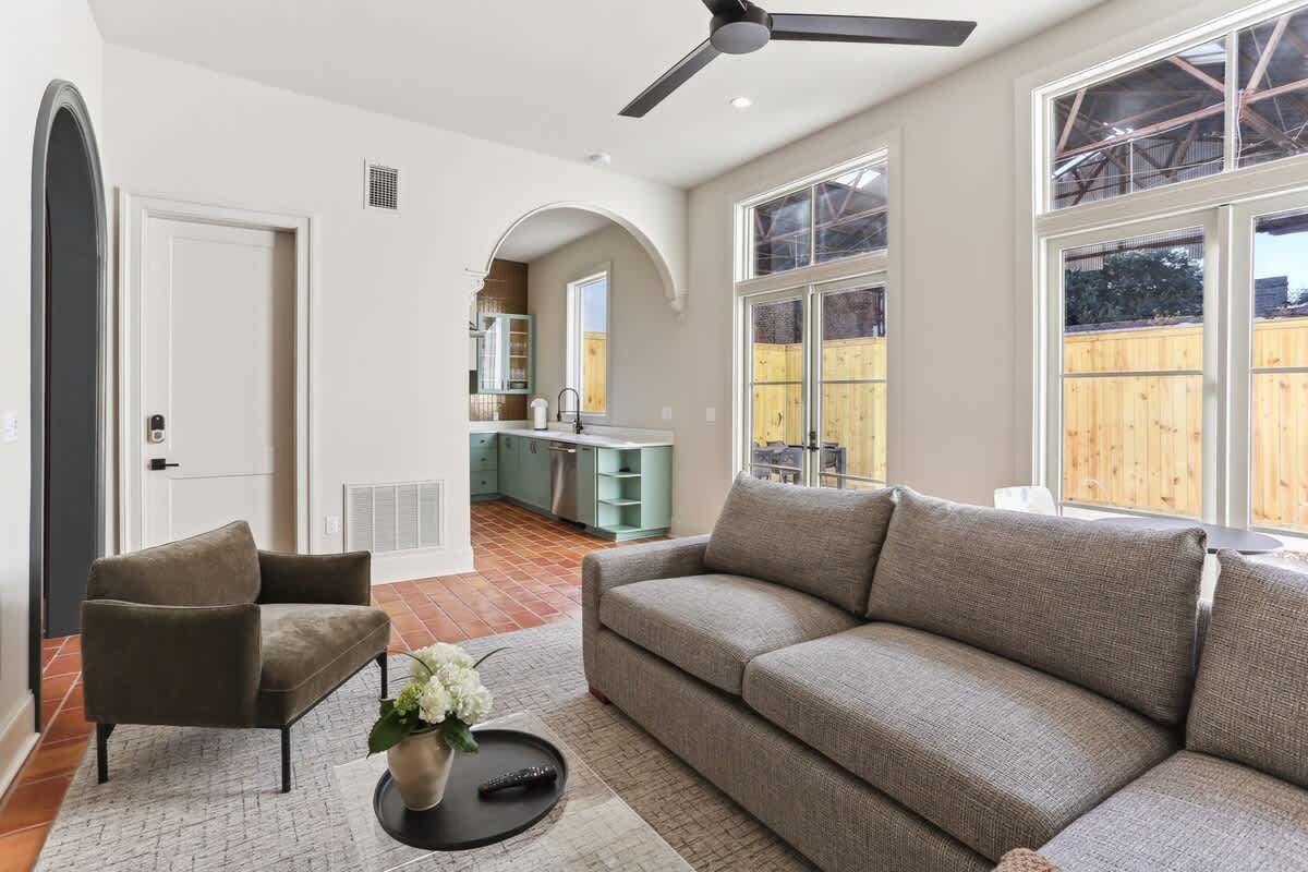 Cavelier 5B/5B private pool + garage gallery image 3