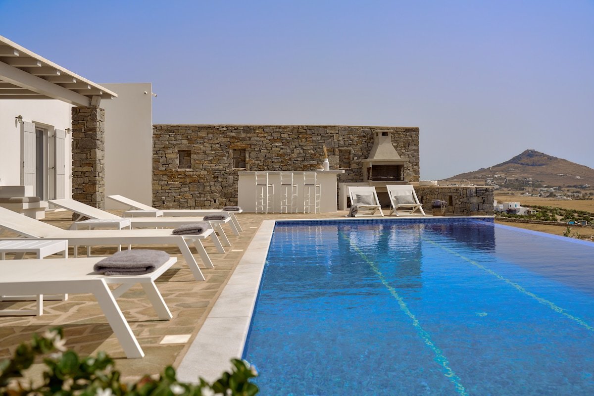 TrueDream Villa, a Mythical SeaView Escape gallery image 2