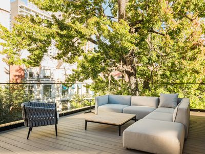 Maison Mont – 4BR Townhouse + Private Terrace