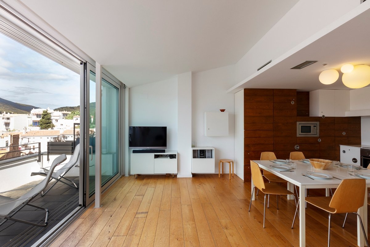 Ampli tríplex amb vistes a la badia gallery image 3