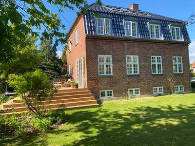 Spacious and cosy family villa close to everything