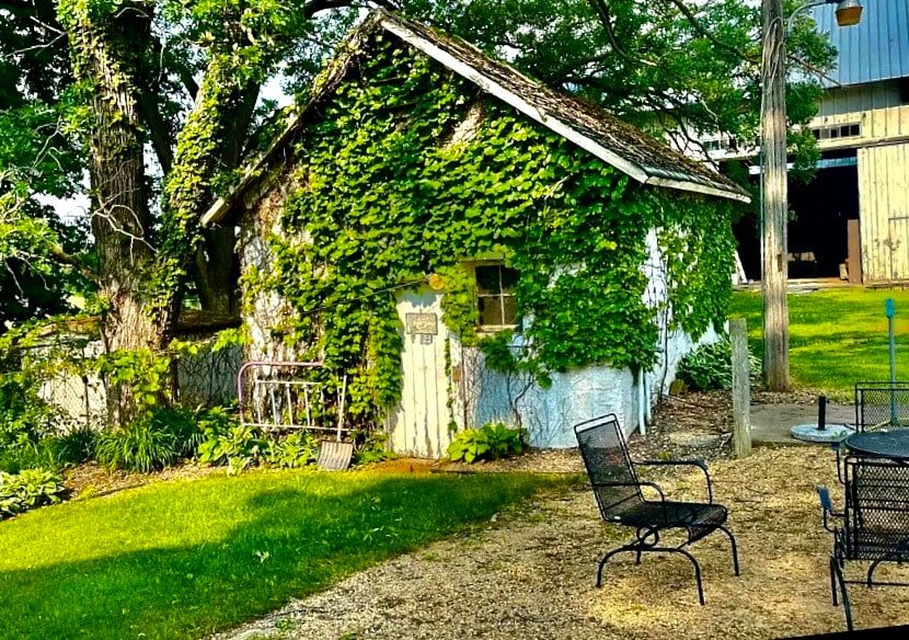 Lovett Farm on Shady Lane gallery image 5