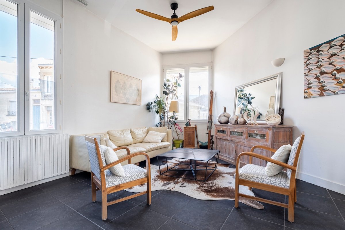 Bx centre grande échoppe avec terrasse sur le toit gallery image 2