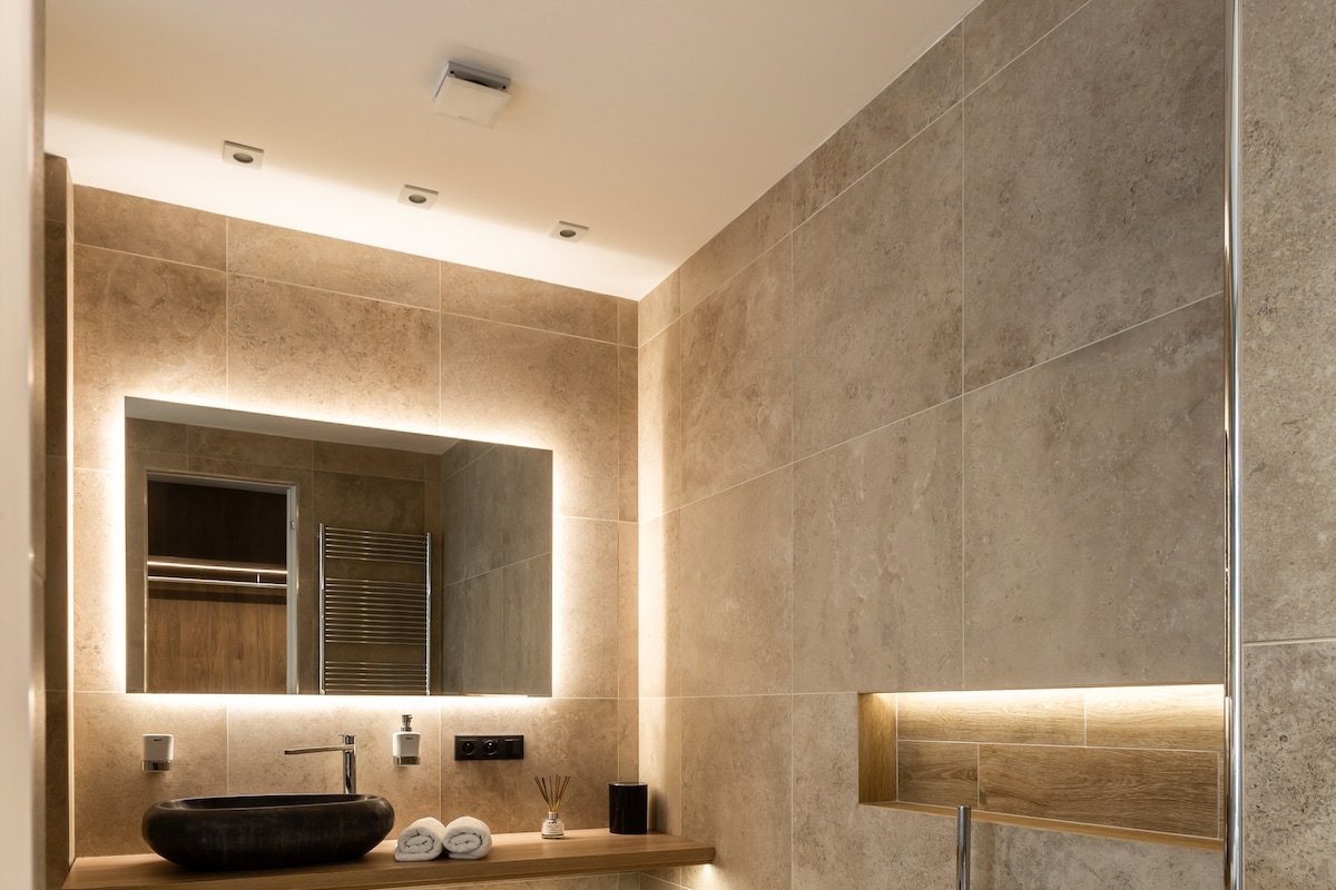 Luxury Prague Riverside Apartment – 3 bedrooms gallery image 5