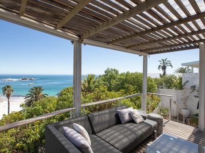 Bentley’s Bungalow, Clifton 4th beach by Steadfast