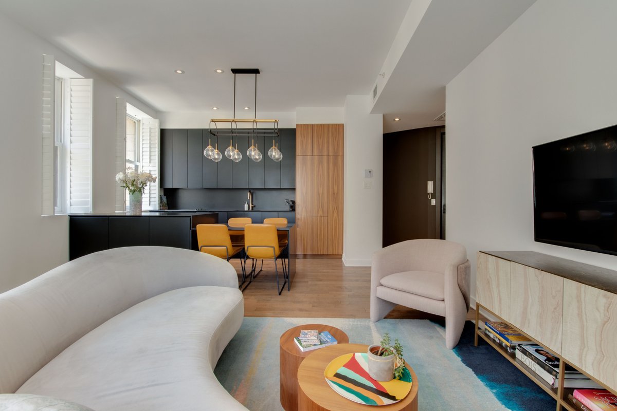 Modern And Historic – Interior Parking Included