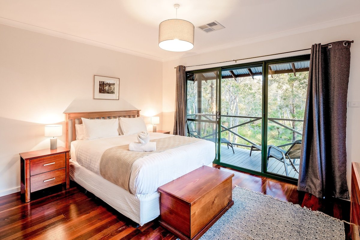 Three Bears: Yallingup Hideaway near Wineries gallery image 3