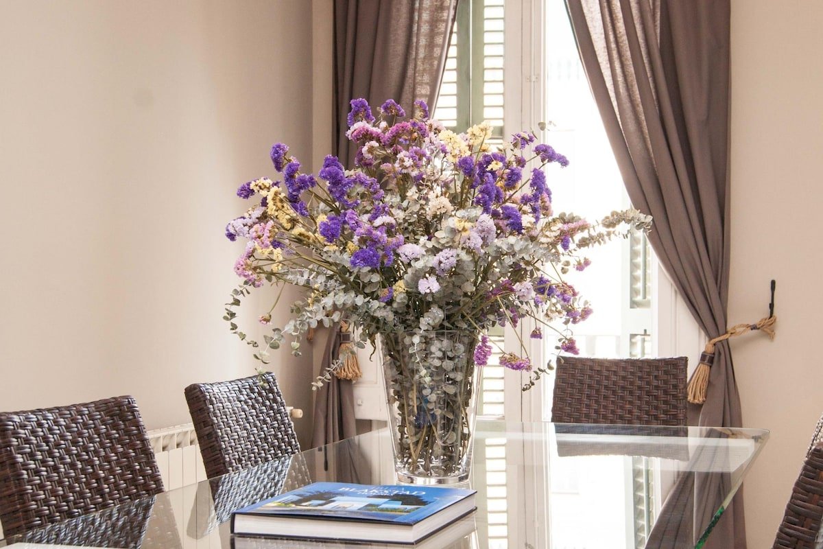 Luxury three bedroom apartment gallery image 5