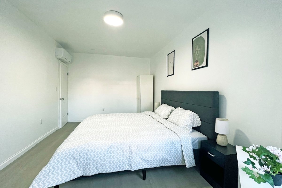 Spacious Home in Brooklyn gallery image 4