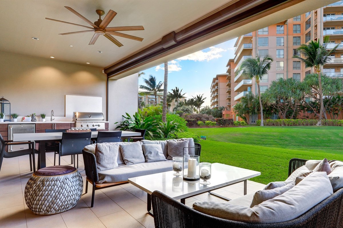 Luana 7B:Ground-Floor Villa w/ Private BBQ & Lanai