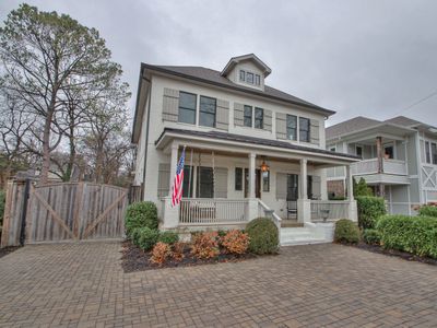 Beautiful Luxury Home Near 12thS: Top Rated Home