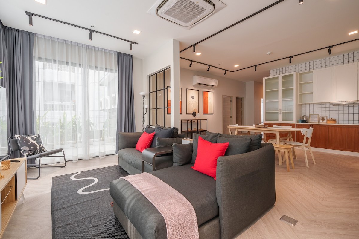 Penthouse for Family and Frds – 6 mins walk to BTS gallery image 2