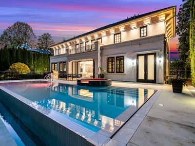 The Fendi Villa | Pool&HotTub • 7 min to Downtown