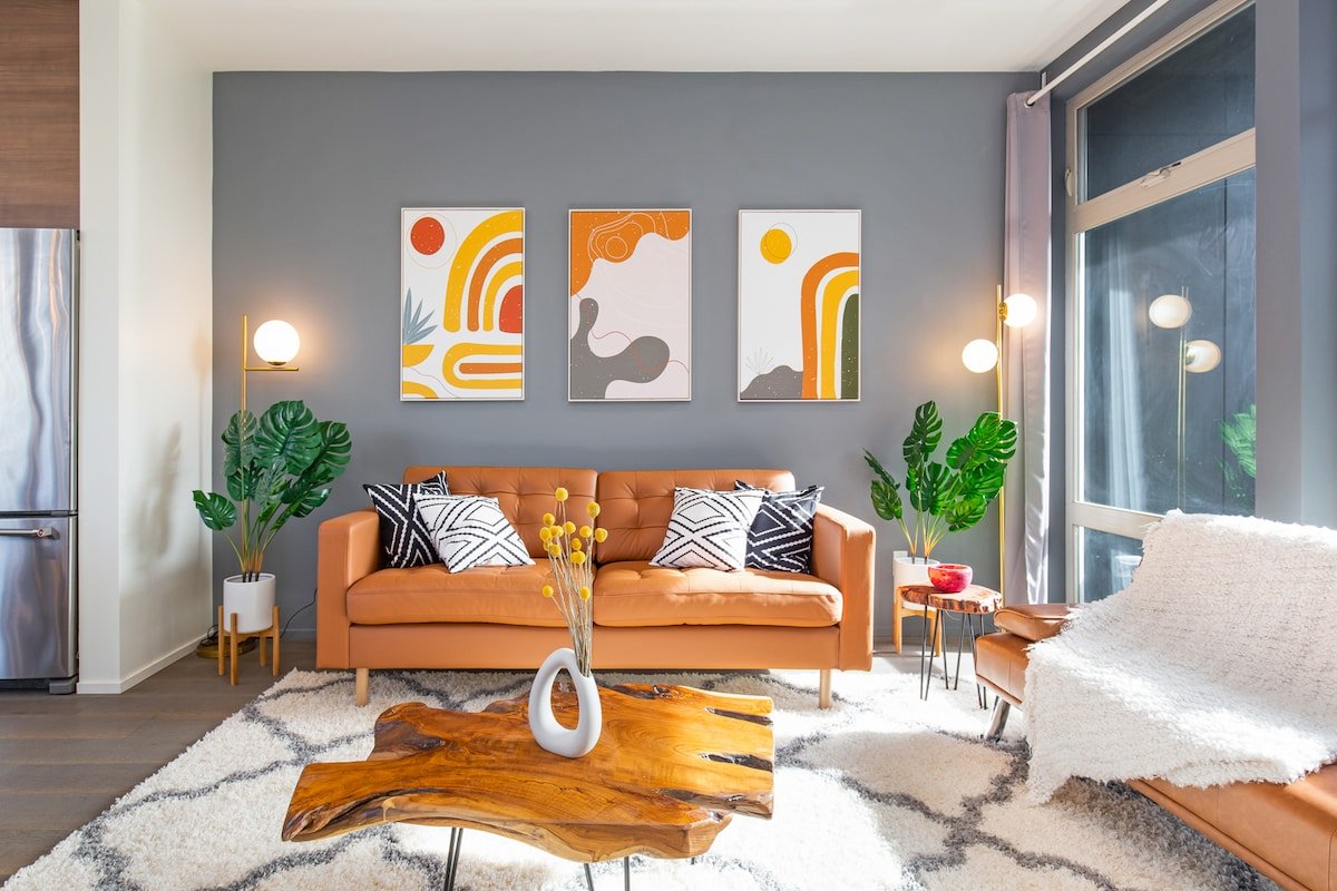 6B6B Ballard Duplex 240V EVcharger Rooftop Parking gallery image 2