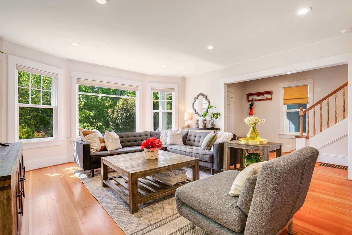 Charming Queen Anne Retreat