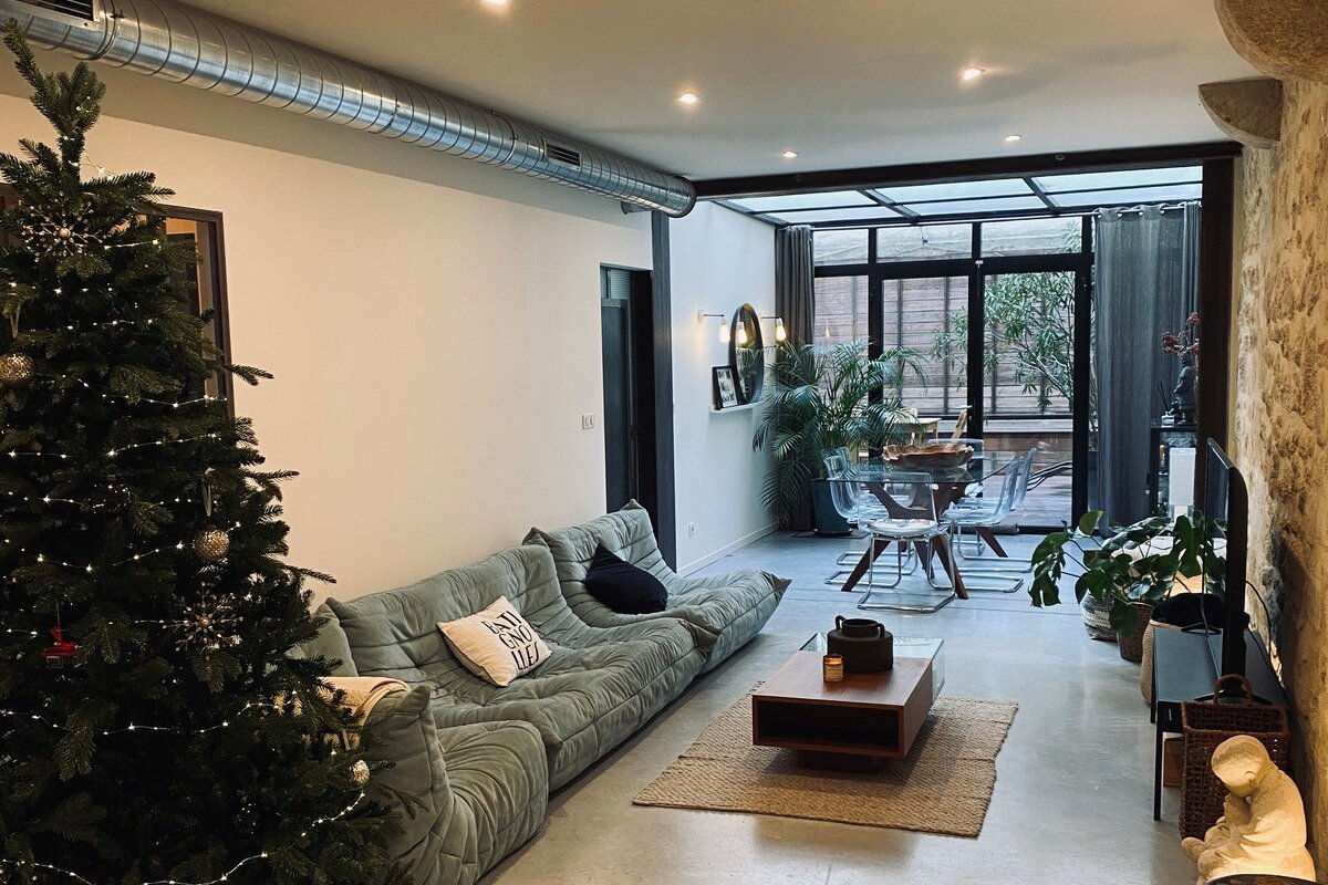 Loft 120m2 + terrasse en plein coeur des Chartrons gallery image 4