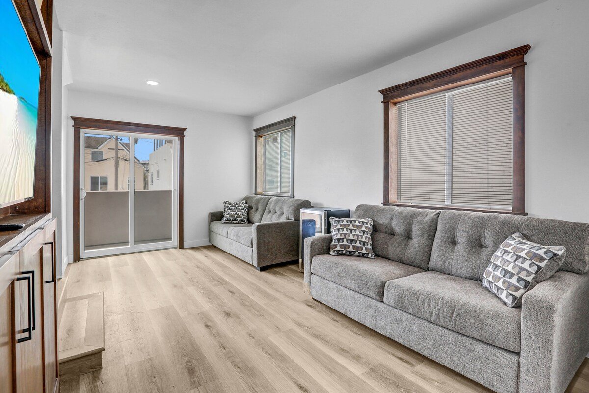 Oceanview Mission Beach Home 2025 Remodel 4Bedroom gallery image 5