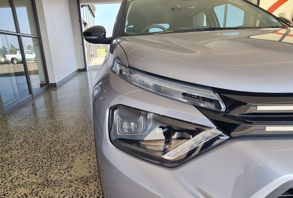 Used car gallery