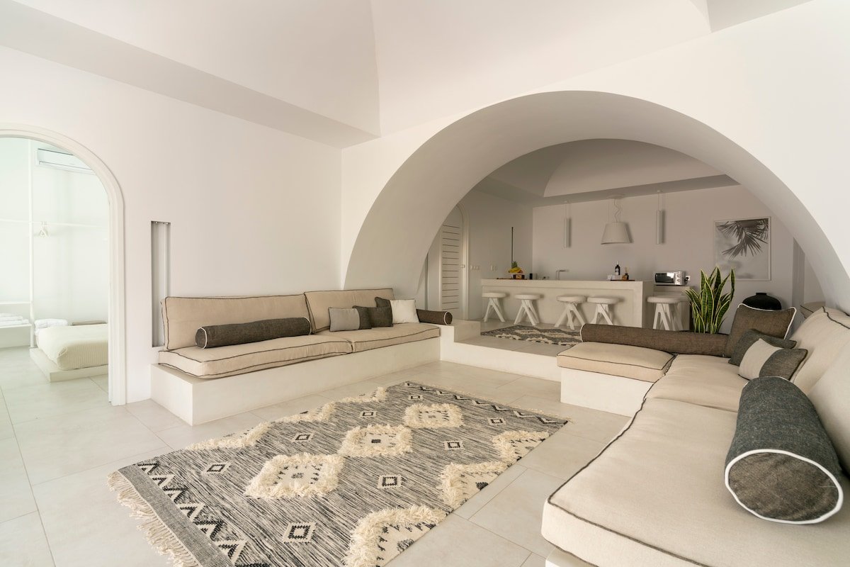 Le Blanc Resort Santorini – Two Luxury Houses gallery image 3
