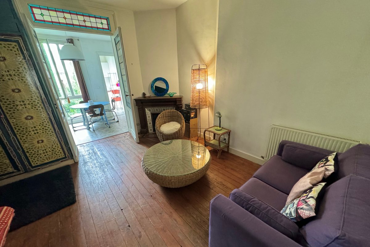 Louis Mie – T5 Spacieux au Centre de Bordeaux