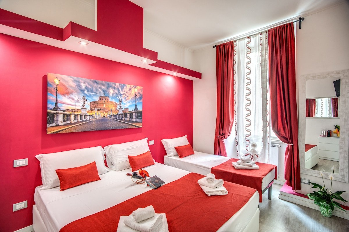 Royal Vatican suites gallery image 4